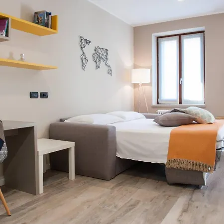 Vieni Vai Apartament *